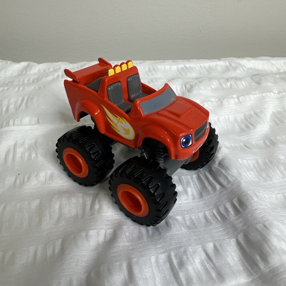 Blaze and the Monster Machines Blaze Truck Diecast 2014 CGF21 Mattel
